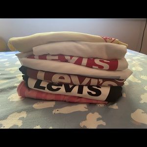 All 7 Levi’s t shirts